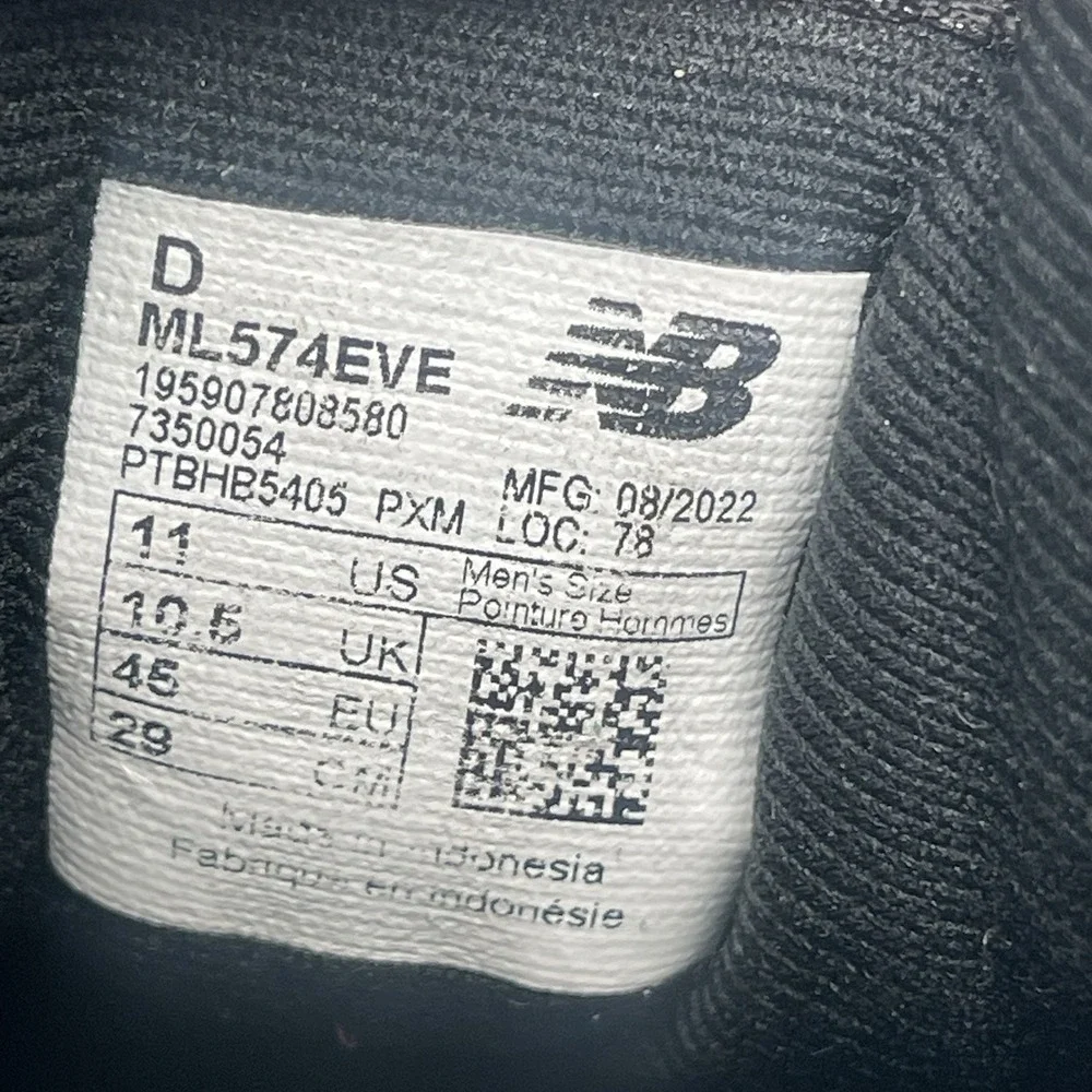 New Balance Sneakers Mens 11 D 574 ML574EVE Black Athletic Casual Gym Shoes